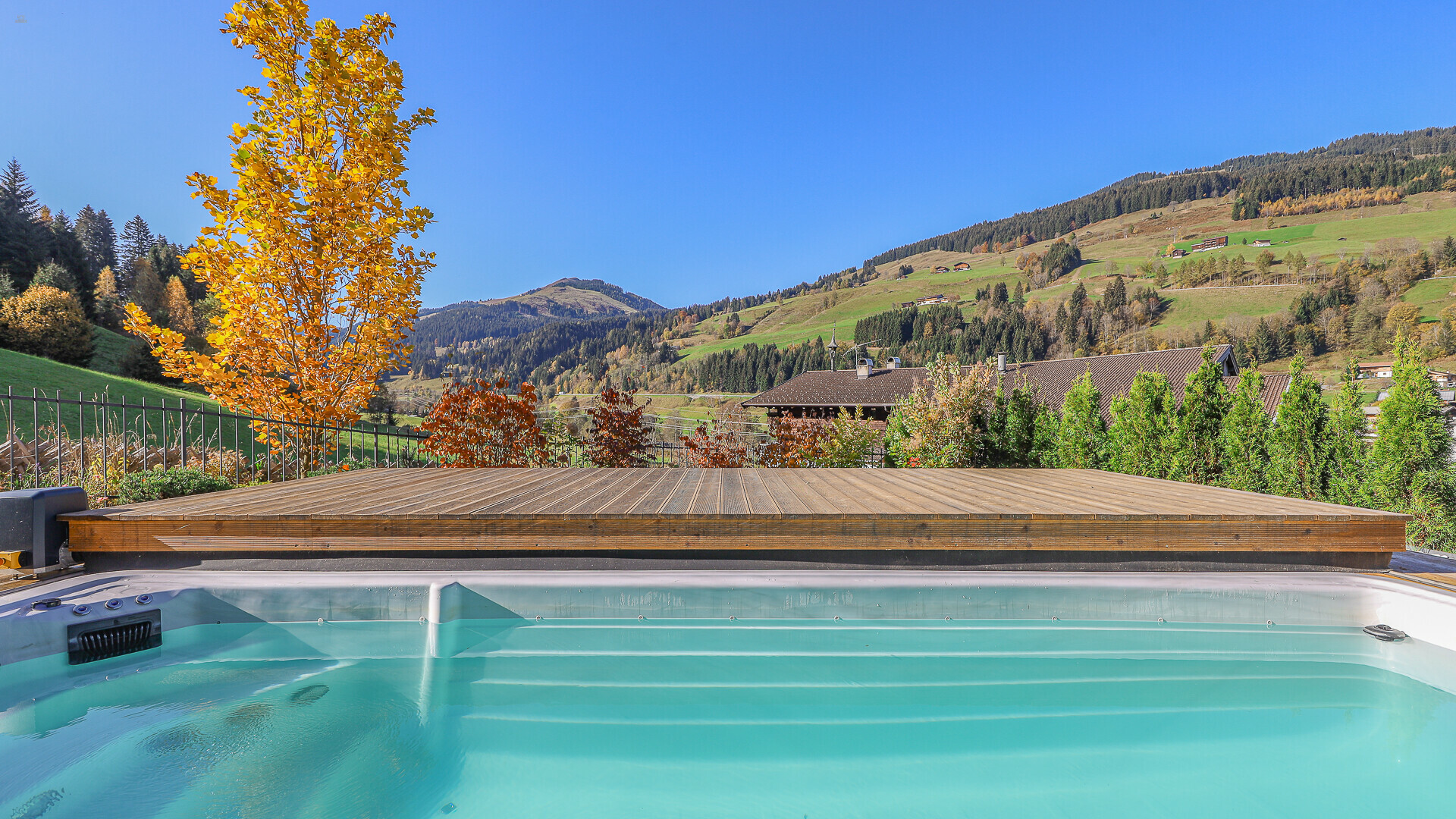 Thumbnail von Luxus-Gartenwohnung mit Pool in absoluter Toplage