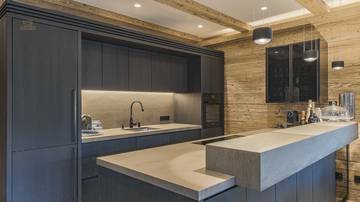 Thumbnail von Luxus-Gartenwohnung mit Pool in absoluter Toplage