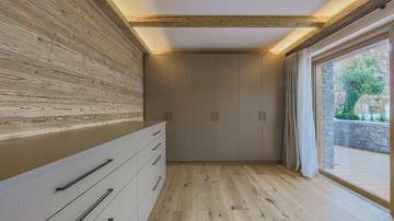 Thumbnail von Luxus-Gartenwohnung mit Pool in absoluter Toplage