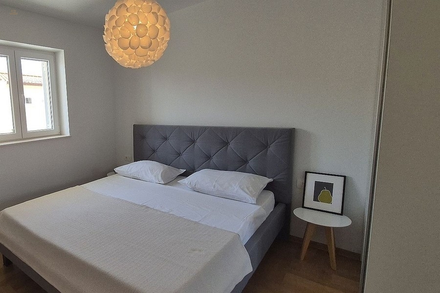 Thumbnail von Haus mit 7 Einheiten nahe dem Meer, Omis Riviera