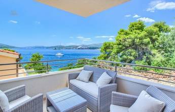 Thumbnail von Geräumige Villa nahe dem Meer