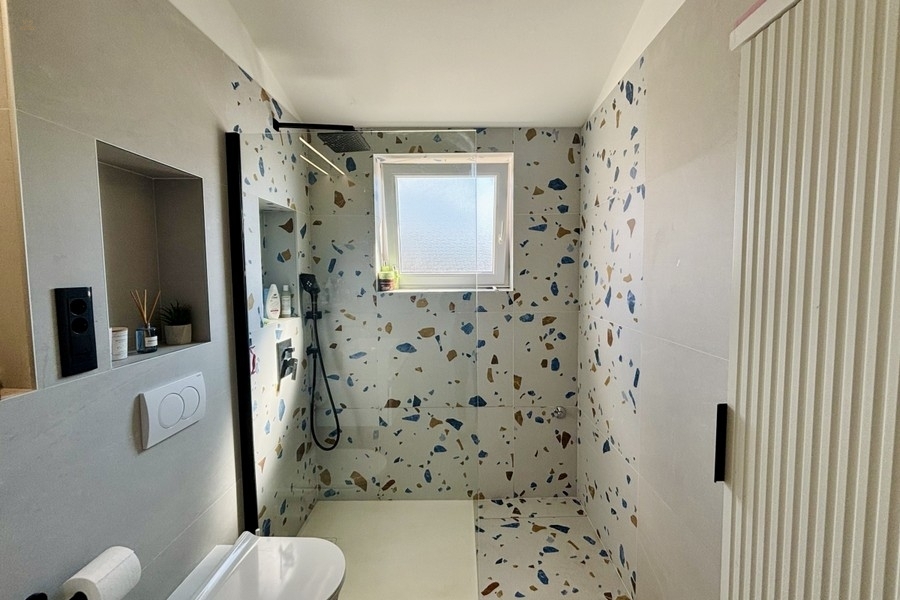 Thumbnail von Wohnung mit Panorama-Meerblick im obersten Stockwerk