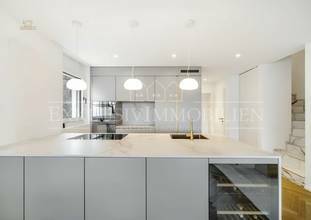 Thumbnail von Stil, Privatsphäre und Weitblick - Ihr liebevolles Zuhause hoch über Rothrist