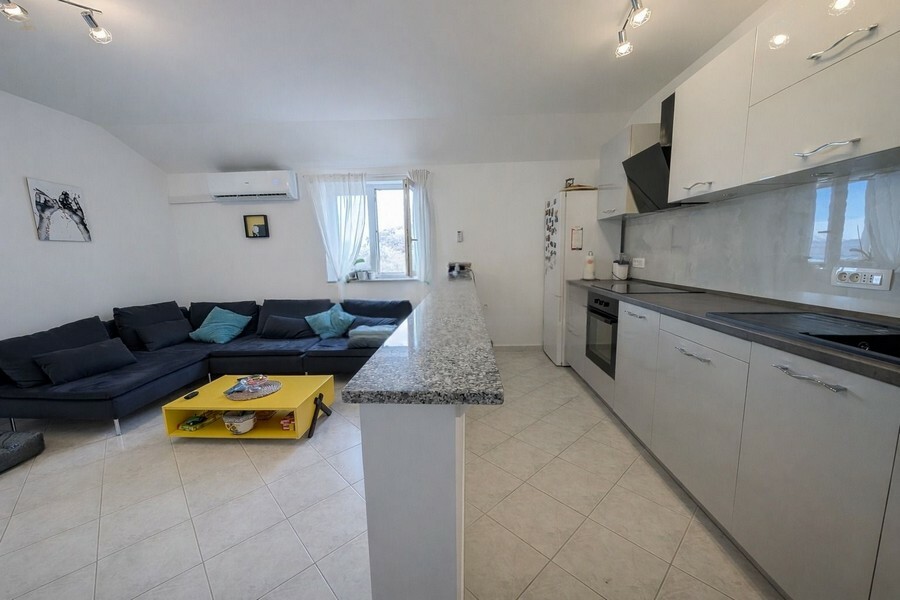 Thumbnail von Möblierte Wohnung mit Blick auf das Meer