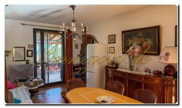 Thumbnail von Casa mit tollem Fernblick auf das Meer, Palermo gleich neben an, antike Möbel dürfen nicht fehlen