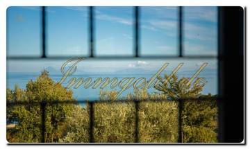 Thumbnail von Супер-вилла на севере Сицилии на площади около 20 000 м², с парковой зоной, видом на Эолийские острова, оливковыми рощами и фантастическим видом на море