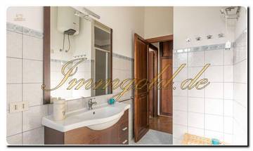 Thumbnail von Noble maison à Sicile avec un vaste terrain, deux terrains à bâtir et une vue magnifique sur la mer