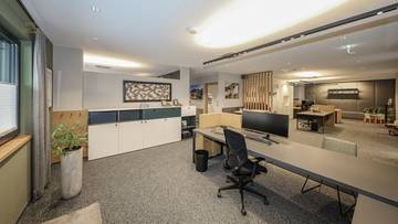 Thumbnail von 一等地にあるエクスクルーシブなオフィスと運営者用住居