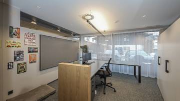 Thumbnail von 一等地にあるエクスクルーシブなオフィスと運営者用住居