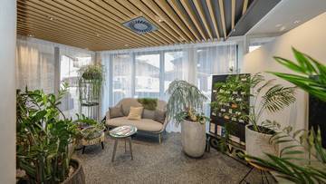 Thumbnail von 一等地にあるエクスクルーシブなオフィスと運営者用住居