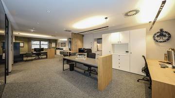 Thumbnail von 一等地にあるエクスクルーシブなオフィスと運営者用住居