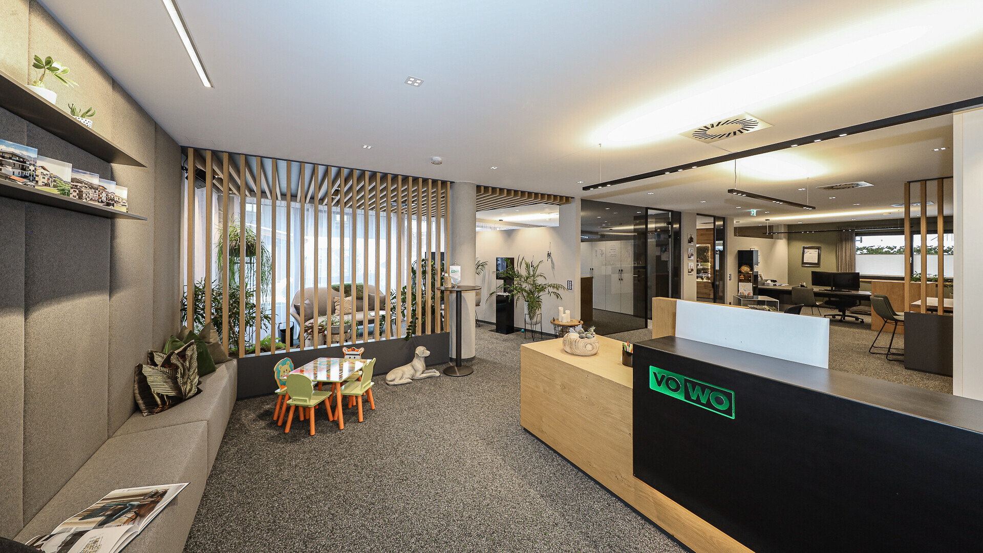 一等地にあるエクスクルーシブなオフィスと運営者用住居