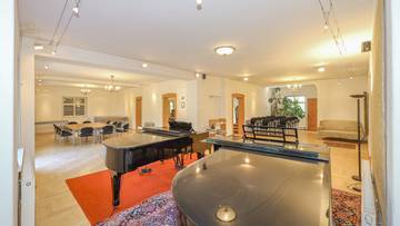 Thumbnail von Villa histórica en un entorno idílico