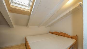 Thumbnail von Apartment building with a secondary residence in prime location