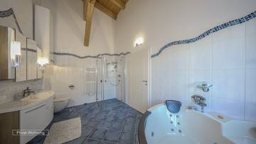 Thumbnail von スキー小屋＆ホスピタリティ事業、豪華な居住空間付き