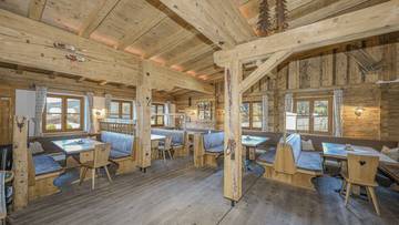 Thumbnail von スキー小屋＆ホスピタリティ事業、豪華な居住空間付き