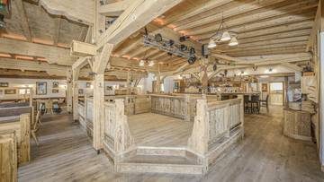 Thumbnail von スキー小屋＆ホスピタリティ事業、豪華な居住空間付き