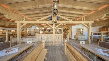 Thumbnail von スキー小屋＆ホスピタリティ事業、豪華な居住空間付き