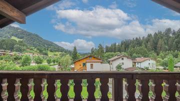 Thumbnail von Mehrfamilienhaus mit FREIZEITWOHNSITZWIDMUNG