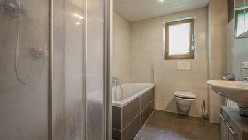 Thumbnail von Mehrfamilienhaus mit FREIZEITWOHNSITZWIDMUNG