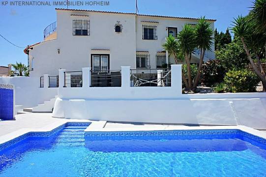 ***Schöne 2-Familien Villa mit Pool in Benissa****