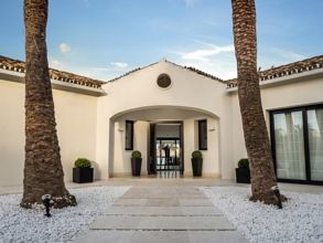 Thumbnail von Luxus-Villa in Nueva Andalucia R2652695