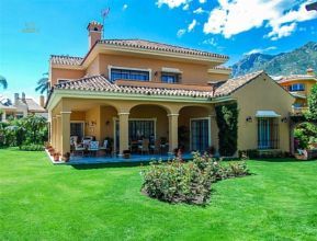 Thumbnail von Luxus-Villa in Marbella R2237444