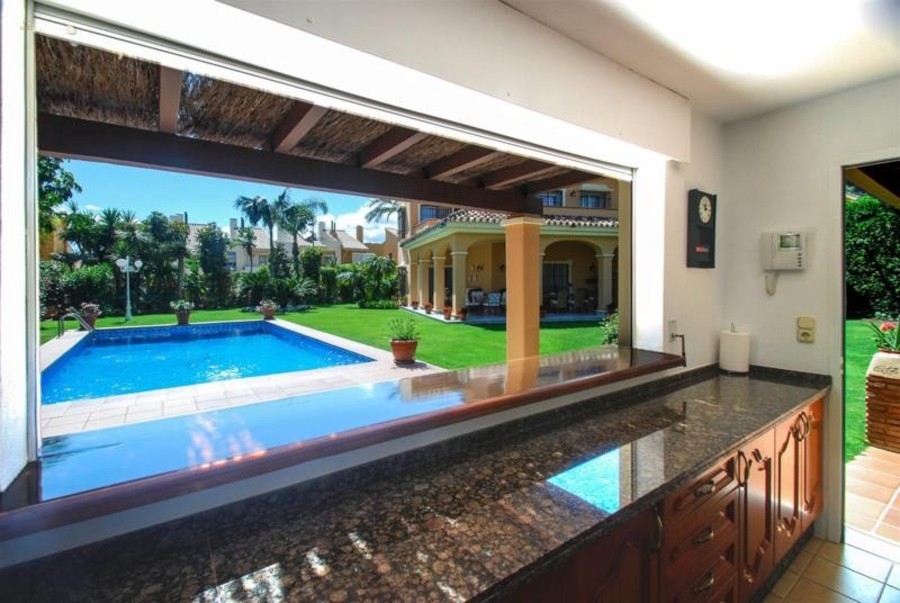 Thumbnail von Luxus-Villa in Marbella R2237444