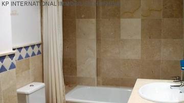 Thumbnail von **Grosse 3 Zimmer Wohnung in NUEVA ANDALUCIA - COSTA DEL SOL**