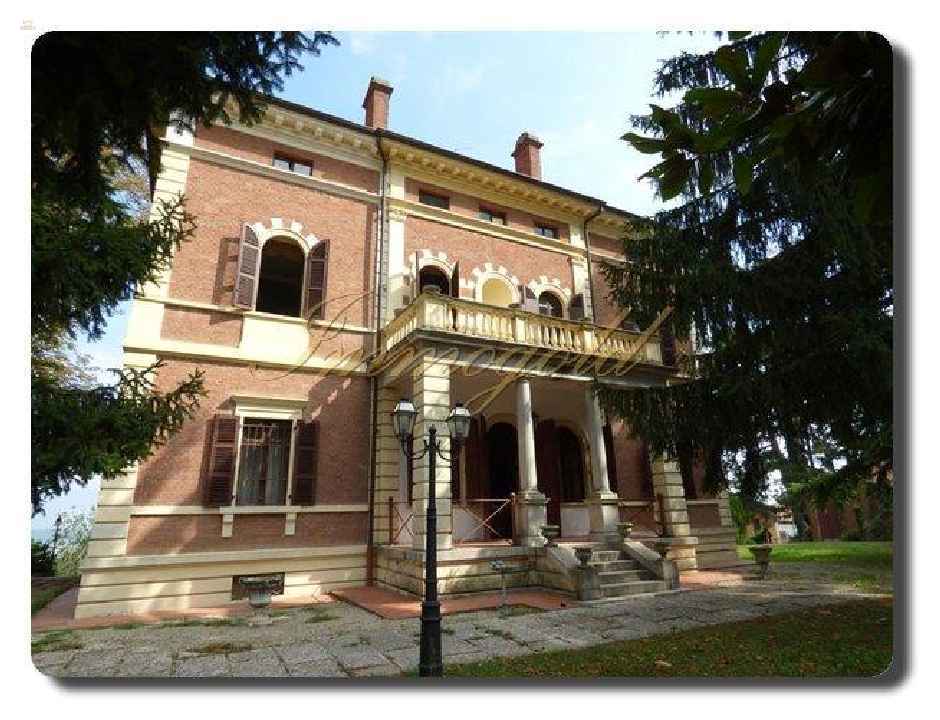 Adelsvilla aus dem 19. Jahrhundert