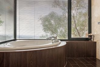 Thumbnail von Luxus-Villa in Altos de Los Monteros R2389370