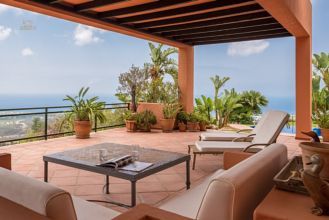 Thumbnail von Luxus-Villa in Altos de Los Monteros R2389370
