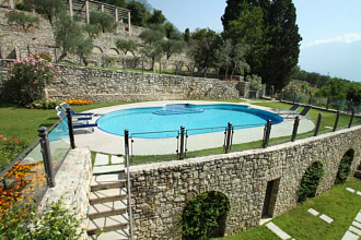 Thumbnail von Propriété luxueuse à Gargnano avec vue sur le lac et piscine