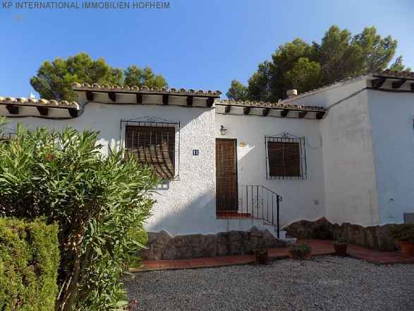 ***Bungalow mit Pool, in ruhiger Lage, Moraira***