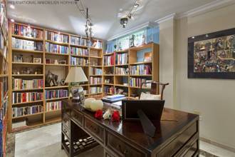 Thumbnail von ***Villa mit Privatpool und -garage im Zentrum von Marbella***