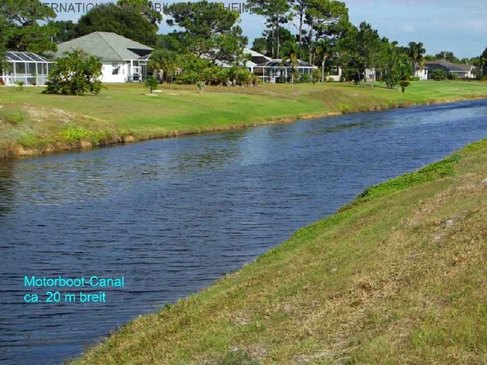 ***FLORIDA: PŘÍMO OD ET WSG GERMANY - Krásný stavební pozemek u kanálu pro motorové čluny - v Charlotte County***