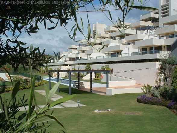 ***Luxuriöses Apartment mit hervorragender Aussicht***