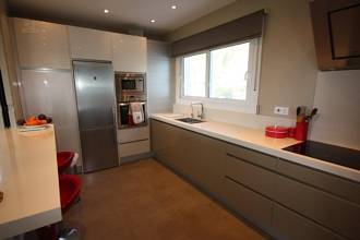 Thumbnail von ***Sehr gepflegte 4 SZ Villa in ruhiger uneinsehbarer Lage mit Privatpool und mit wunderschönem Meerblick***