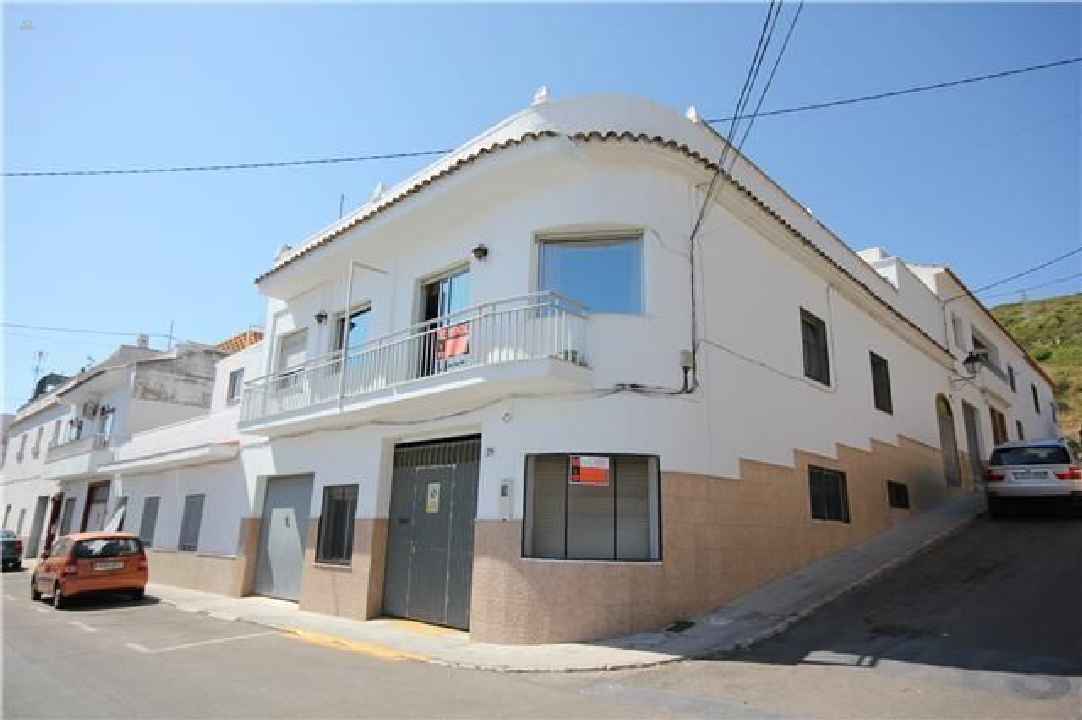 ***Großes Stadthaus mit Garage und Dachterrasse mit herrlichem Meerblick***