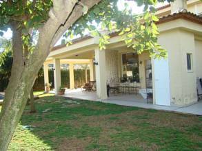 Thumbnail von ***Wunderschöne und komfortable Villa mit Pool***