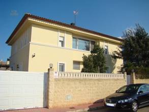 Thumbnail von ***Wunderschöne und komfortable Villa mit Pool***