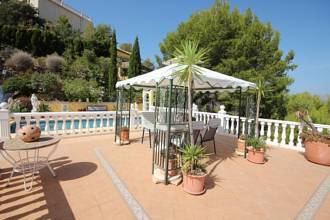 Thumbnail von ***Villa mit beheizbarem Pool und herrlichem Meerblick, 2 unabhängige Wohnungen, Zentralheizung , Kamin, Alarmanlage, Carport, Terrasse etc.***