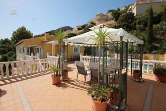 Thumbnail von ***Villa mit beheizbarem Pool und herrlichem Meerblick, 2 unabhängige Wohnungen, Zentralheizung , Kamin, Alarmanlage, Carport, Terrasse etc.***