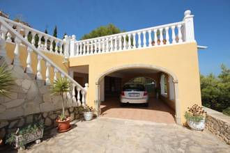 Thumbnail von ***Villa mit beheizbarem Pool und herrlichem Meerblick, 2 unabhängige Wohnungen, Zentralheizung , Kamin, Alarmanlage, Carport, Terrasse etc.***