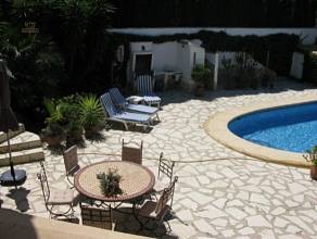 Thumbnail von ***Sehr gepflegte und stadtnahe Villa mit Pool***