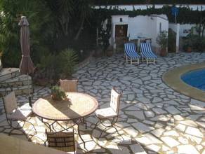 Thumbnail von ***Sehr gepflegte und stadtnahe Villa mit Pool***