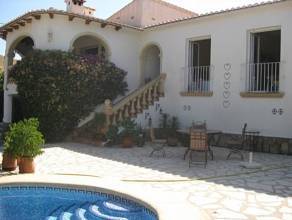 Thumbnail von ***Sehr gepflegte und stadtnahe Villa mit Pool***