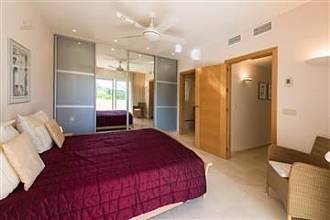 Thumbnail von ***Neuwertige Luxusvilla mit unverbaubarer Meersicht, Pool, Wintergarten, 2 Garagen und herrlichem Garten***