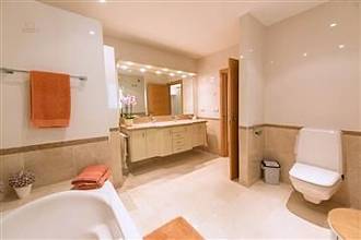 Thumbnail von ***Neuwertige Luxusvilla mit unverbaubarer Meersicht, Pool, Wintergarten, 2 Garagen und herrlichem Garten***