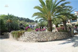 Thumbnail von ***Reihenhaus mit Einliegerwohnung und Gemeinschaftspool***